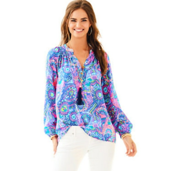 Lilly Pulitzer Tops - Lilly Pulitzer No Prob Llama Elsa